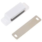 Защелка магнитная мебельная 45*15 мм белая
